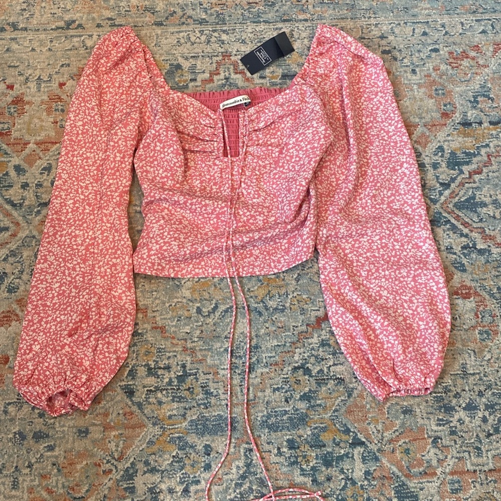 Abercrombie and fitch top